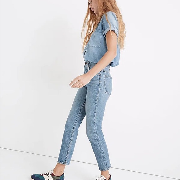 Madewell Perfect Vintage Jeans in blue lunar wash size 27 - Picture 2 of 4